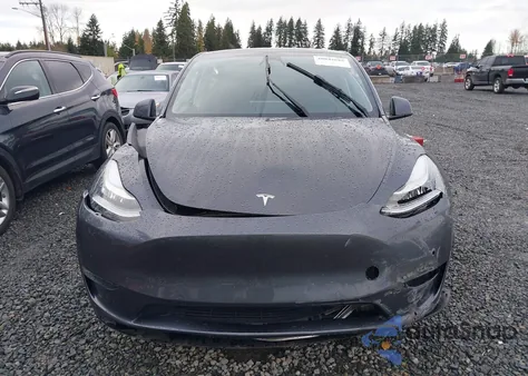 2022 Tesla Model Y Long Range Dual Motor All-Wheel Drive из США, поврежденный, VIN 7SAYGAEE8NF570624